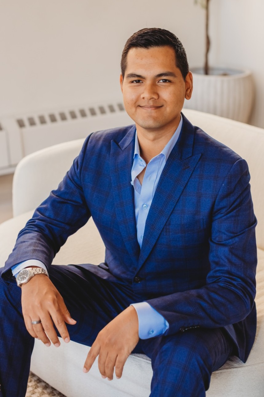 Koukun Unosawa, Mortgage Agent